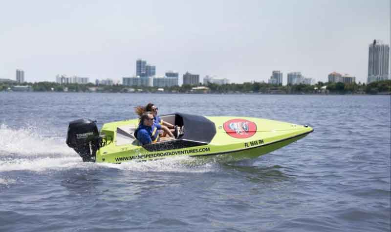 Get-your-guide-speed-boat