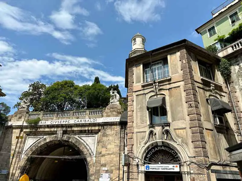 Lift to Spianata di Castelletto Piazza del Portello Genoa