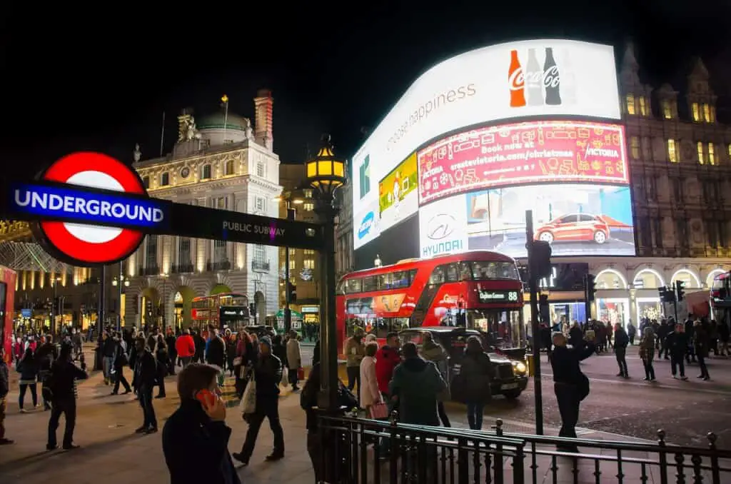 piccadily tube